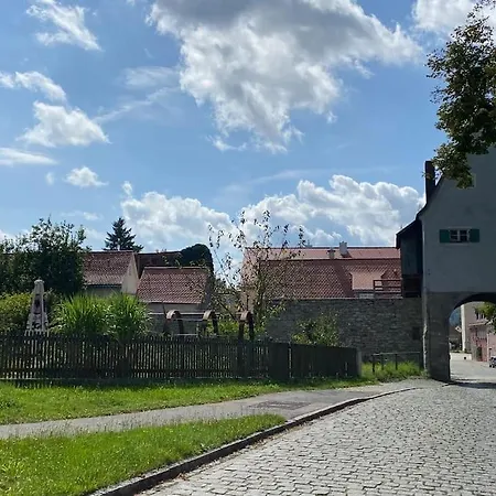 Mit Garten Und Balkon *