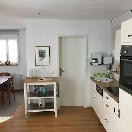 Mit Garten Und Balkon Σπίτι διακοπών