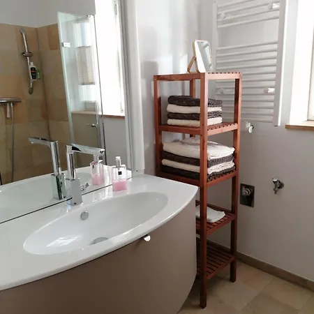 Holiday home Mit Garten Und Balkon Berching