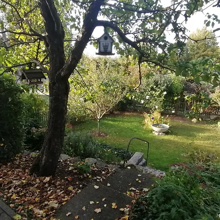 Mit Garten Und Balkon Holiday home *