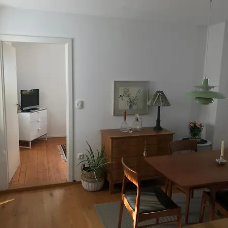 Mit Garten Und Balkon *