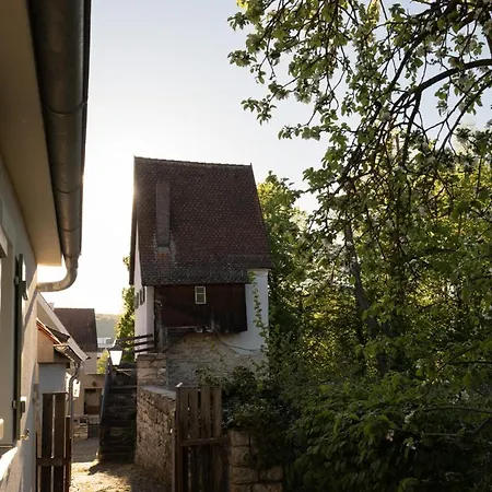 Mit Garten Und Balkon * Berching